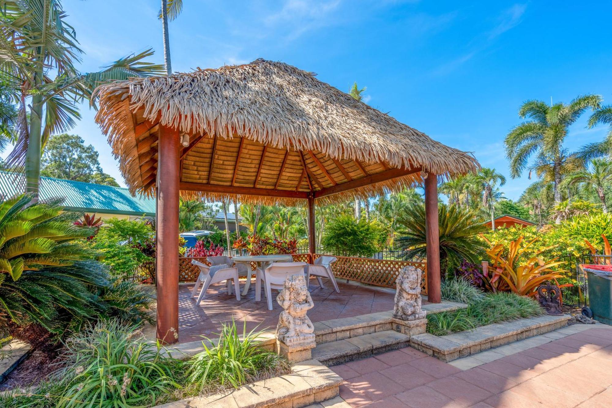 Big4 Tasman Holiday Parks - South Mission Beach Екстериор снимка