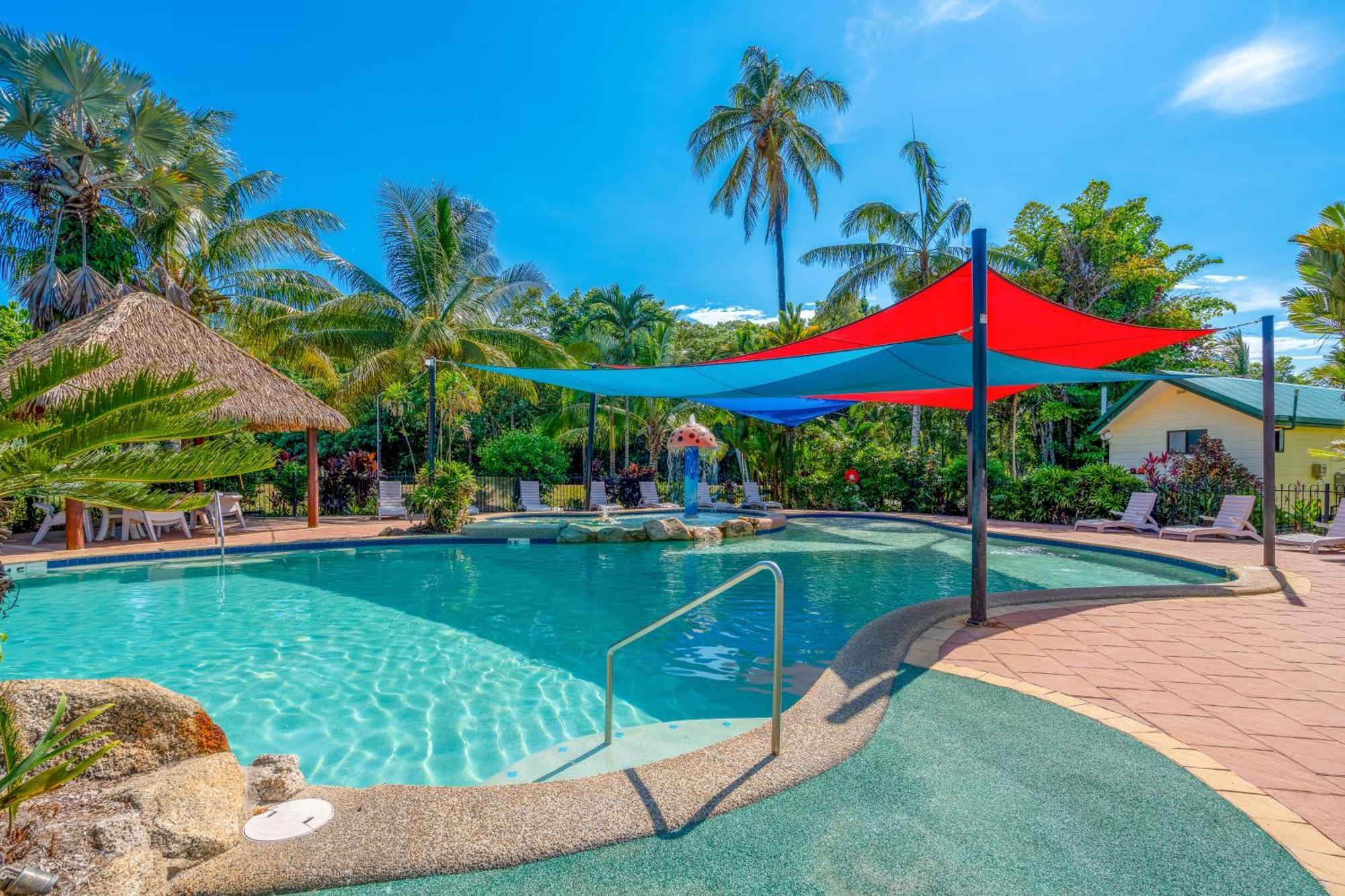Big4 Tasman Holiday Parks - South Mission Beach Екстериор снимка