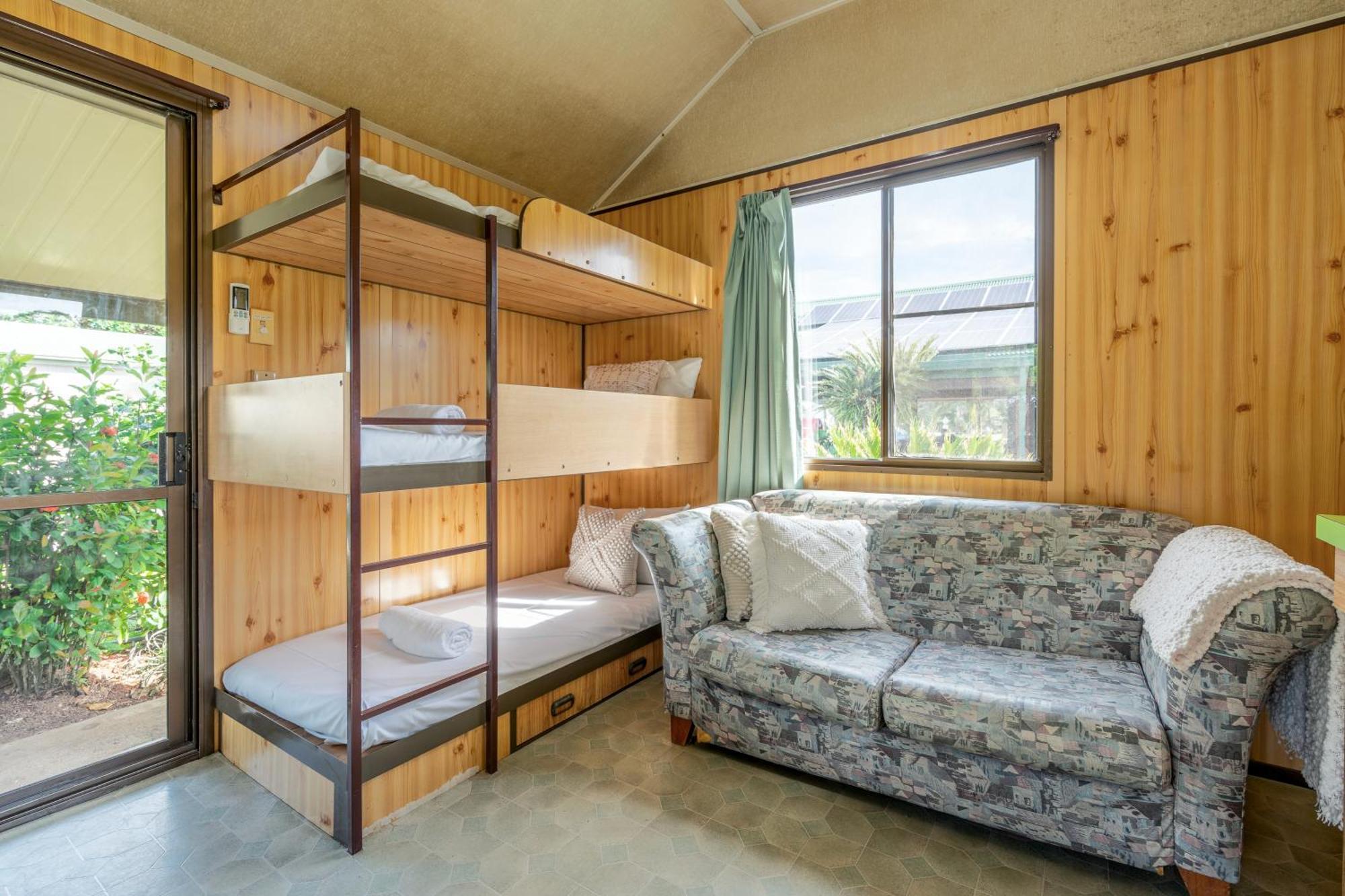 Big4 Tasman Holiday Parks - South Mission Beach Екстериор снимка