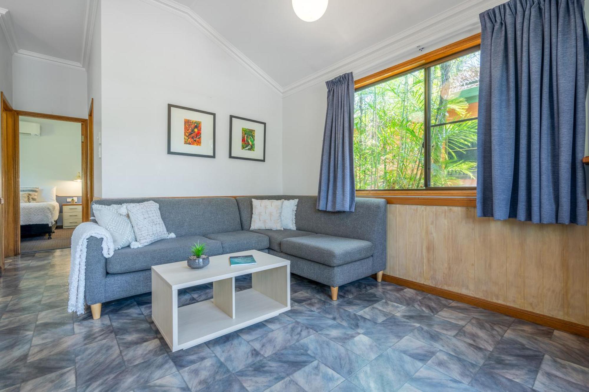 Big4 Tasman Holiday Parks - South Mission Beach Екстериор снимка