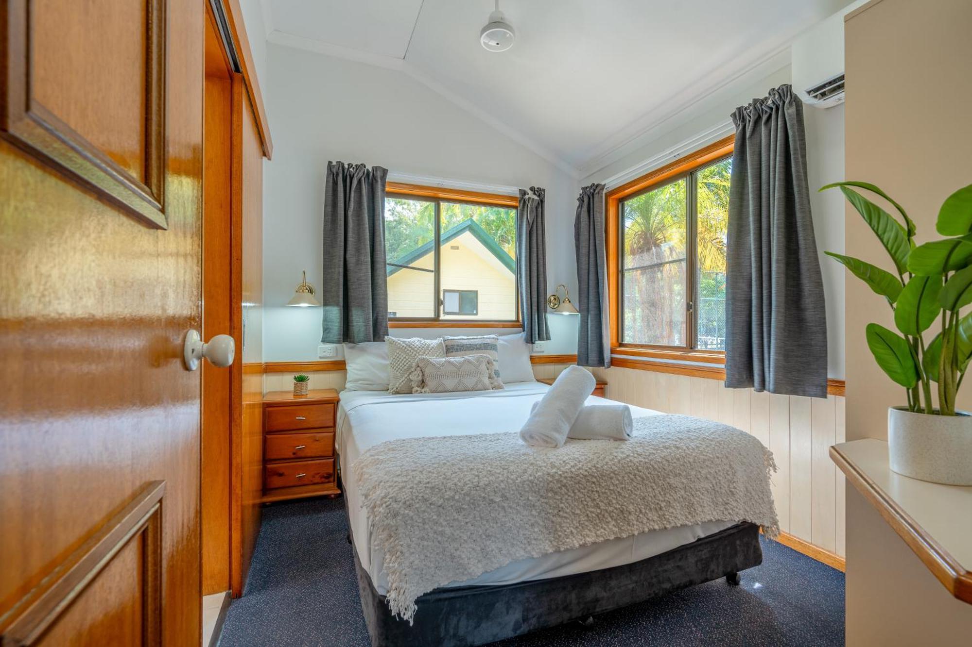 Big4 Tasman Holiday Parks - South Mission Beach Екстериор снимка